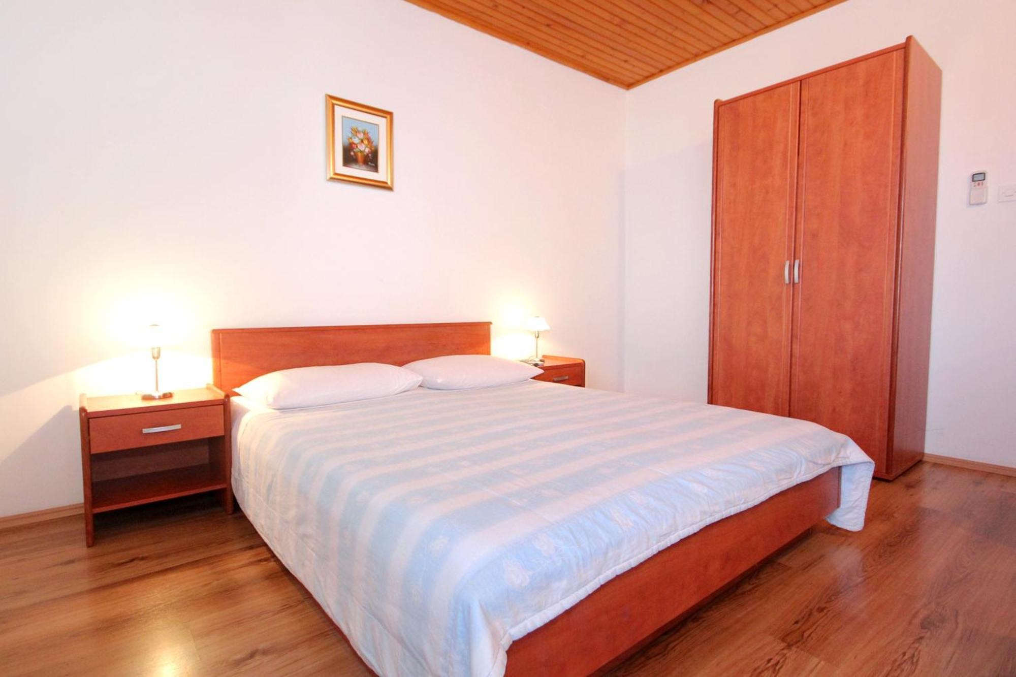 Apartments And Rooms By The Sea Mandre, Pag - 3557 Kolan Rum bild